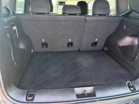 Used 2023 Jeep Renegade Latitude image 19