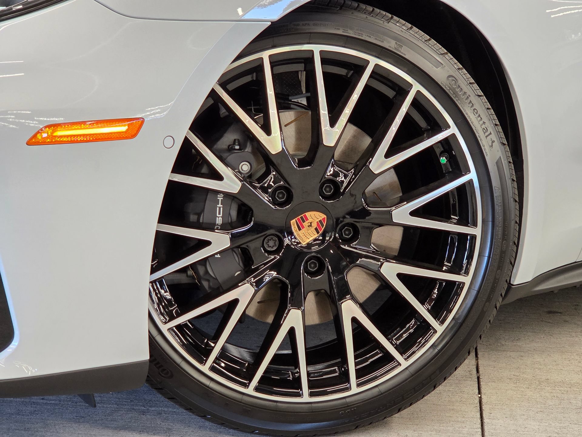 New 2026 Porsche Panamera 4 AWD/4WD image 23
