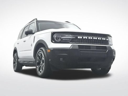 Used 2025 Ford Bronco Sport Outer Banks w/ Outer Banks Tech Package+ AWD/4WD image 42