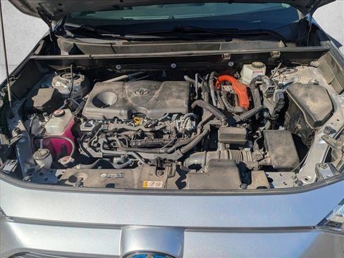 Used 2023 Toyota RAV4 LE image 20