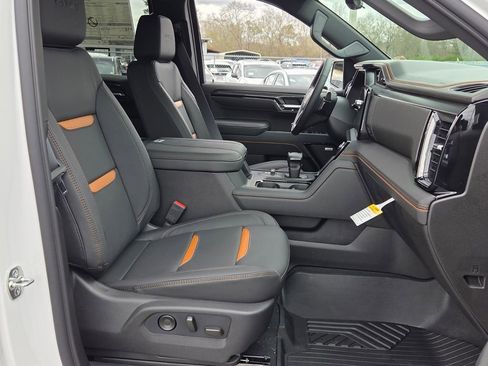 New 2026 GMC Sierra 1500 AT4 w/ AT4 Premium Package image 13