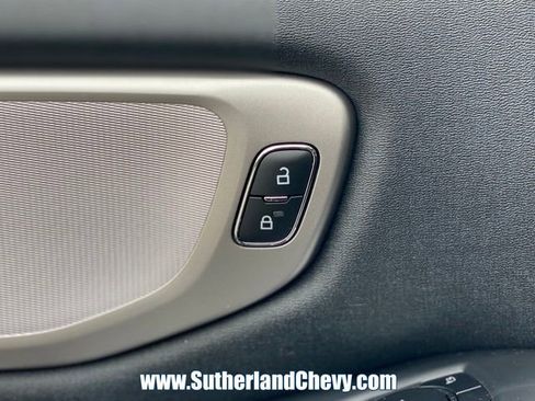 Used 2025 Ford Expedition Max Active AWD/4WD image 15