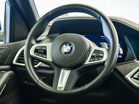 Certified 2022 BMW X5 xDrive40i w/ M Sport Package image 13