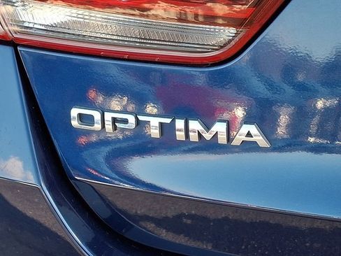 Used 2018 Kia Optima SX image 35