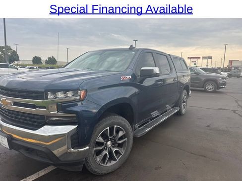 Used 2021 Chevrolet Silverado 1500 LT w/ Z71 Off-Road Package AWD/4WD image 1