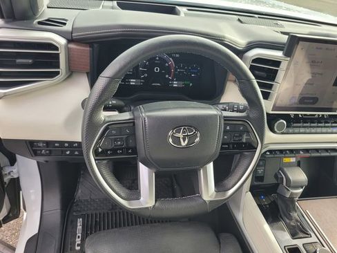 Used 2023 Toyota Sequoia Capstone image 30