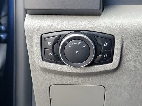 Used 2015 Ford F150 XLT AWD/4WD image 13