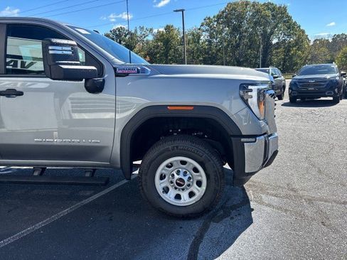 New 2026 GMC Sierra 2500 Pro image 5