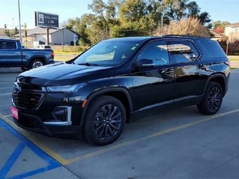 Certified 2023 Chevrolet Traverse RS image 4