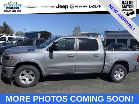 Used 2025 RAM 1500 Big Horn AWD/4WD image 1