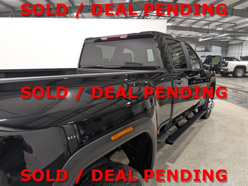 Used 2025 GMC Sierra 3500 Pro AWD/4WD image 3