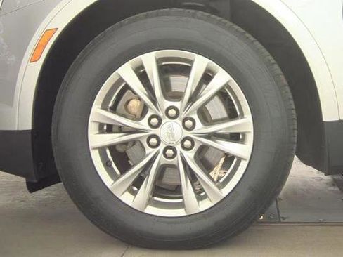 Used 2020 Cadillac XT5 Premium Luxury image 25