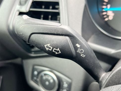 Used 2019 Ford Escape SE image 26