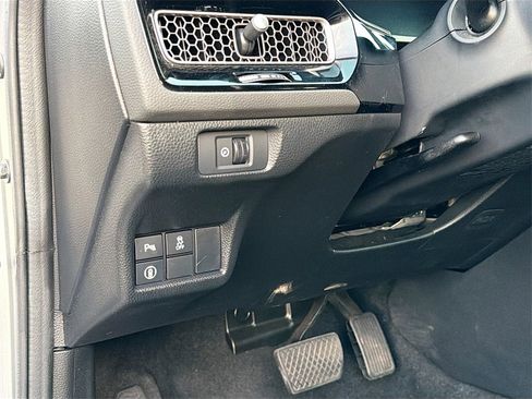 Used 2024 Honda Civic Touring image 10