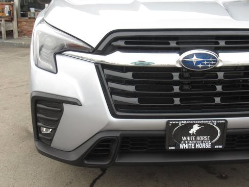 Used 2023 Subaru Ascent Limited AWD/4WD image 3