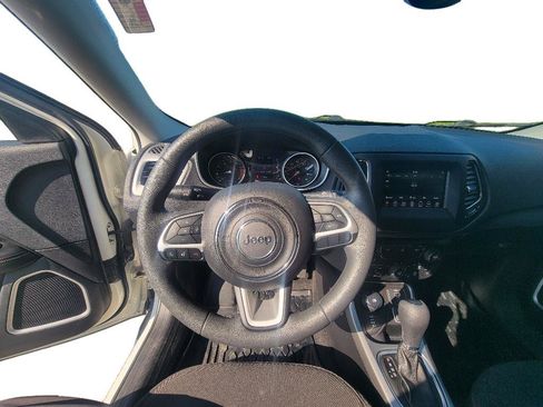 Used 2021 Jeep Compass Sport AWD/4WD image 13