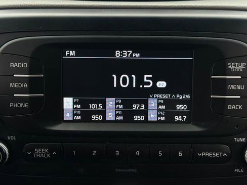 Used 2017 Kia Soul image 21