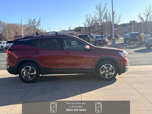 Used 2018 GMC Terrain SLT w/ Infotainment Package II image 4