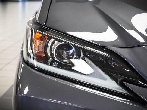 Used 2021 Lexus ES 300h w/ Premium Package FWD image 29