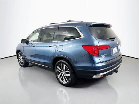Certified 2017 Honda Pilot Elite image 7