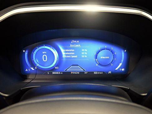 Used 2020 Ford Escape Titanium AWD/4WD image 8