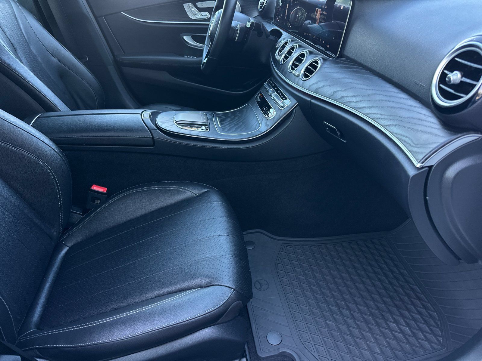 Certified 2023 Mercedes-Benz E 350 4MATIC Sedan image 15