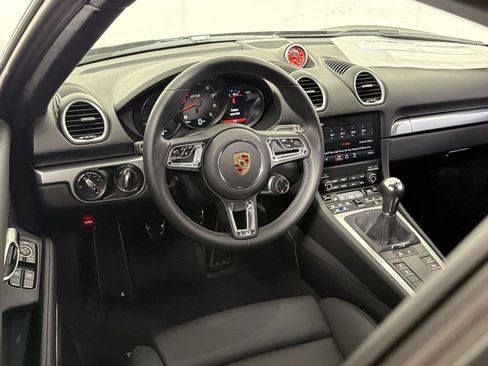 Used 2025 Porsche 718 Cayman GTS RWD image 18