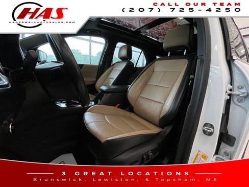 Used 2022 Chevrolet Equinox Premier AWD/4WD image 10
