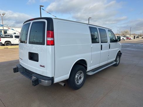 Used 2024 GMC Savana 2500 w/ Driver Convenience Package image 25