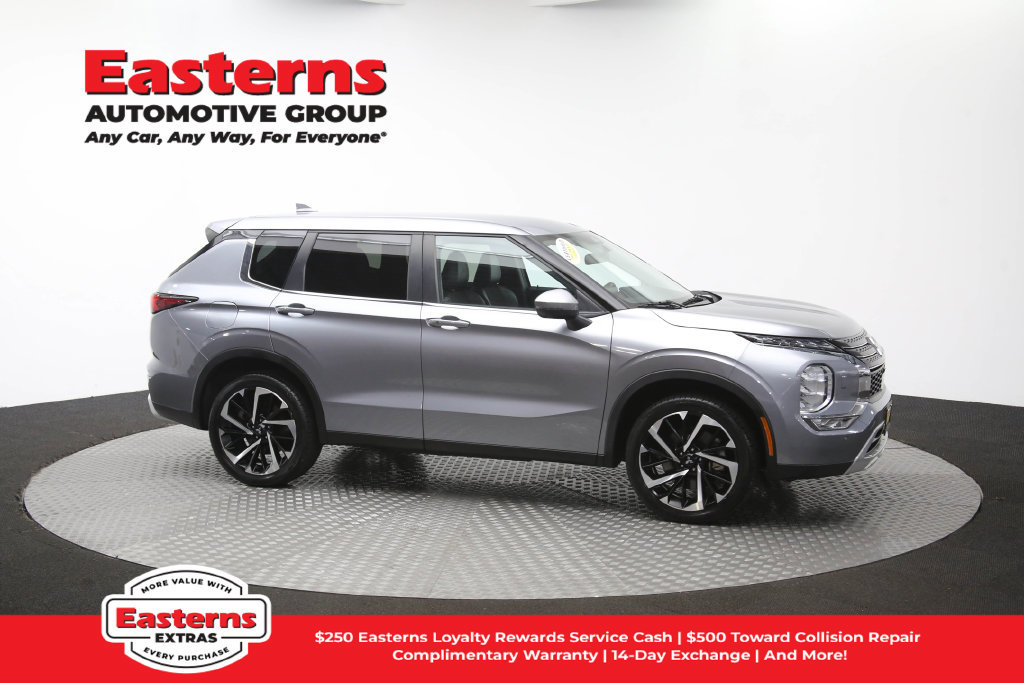 Used 2024 Mitsubishi Outlander SE AWD/4WD image 48