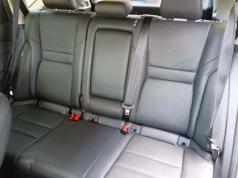 Used 2024 Nissan Rogue SL AWD/4WD image 12