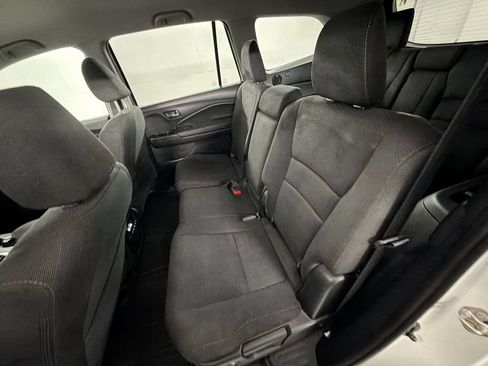 Used 2019 Honda Pilot EX image 23