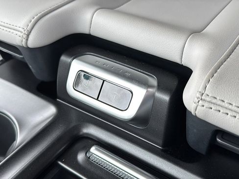 New 2026 Ford Expedition Active image 41