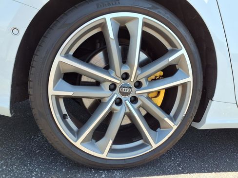 Used 2021 Audi S6 Premium Plus w/ S6 Executive Package AWD/4WD image 38