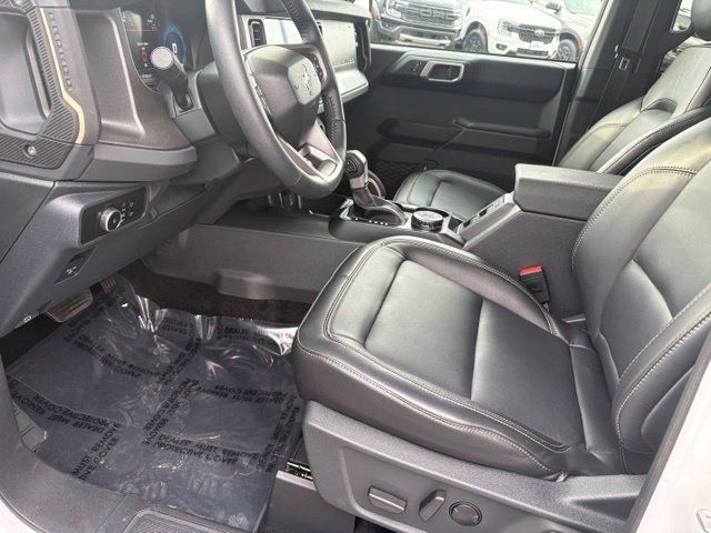 Used 2026 Ford Bronco Badlands AWD/4WD image 16