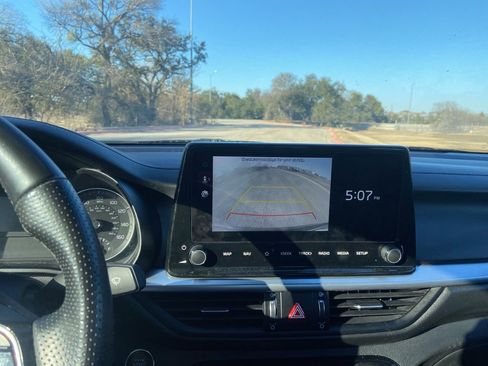 Used 2022 Kia Forte GT-Line image 4