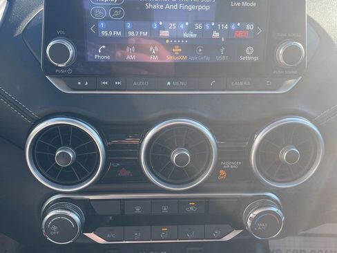 Used 2024 Nissan Sentra SV FWD image 18