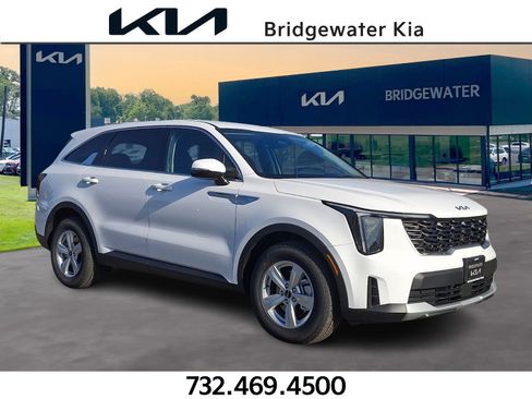 New 2026 Kia Sorento LX FWD image 1