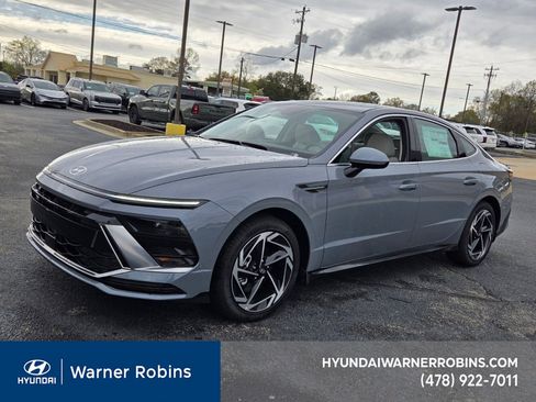 New 2026 Hyundai Sonata SEL image 3