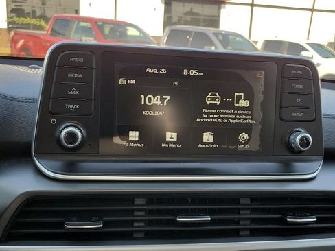 Used 2020 Kia Telluride S FWD image 17