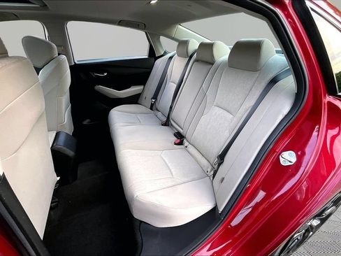 Used 2023 Honda Accord EX image 18