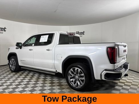 Used 2023 GMC Sierra 1500 Denali w/ Denali Reserve Package AWD/4WD image 9