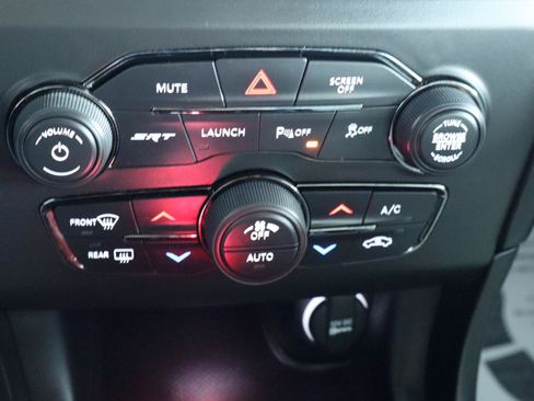 Used 2022 Dodge Charger SRT Hellcat RWD image 22