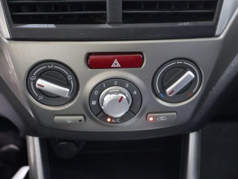 Used 2010 Subaru Forester 2.5X Premium AWD/4WD image 27