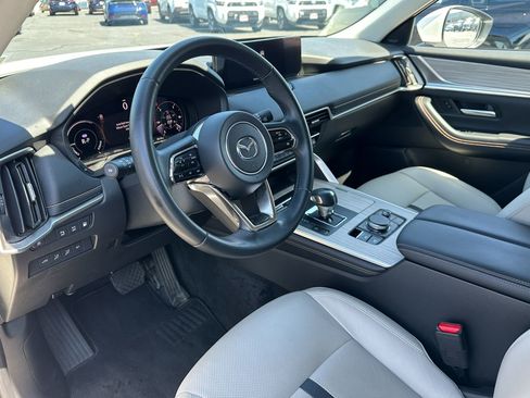 Used 2024 MAZDA CX-90 Plug-In Hybrid w/ Premium Pkg AWD/4WD image 11