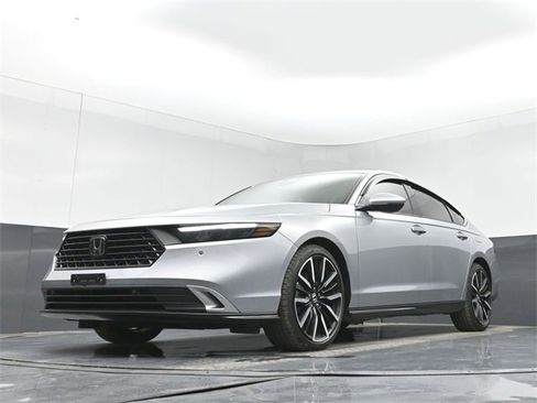 Used 2024 Honda Accord Touring image 44