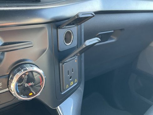 Used 2023 Ford F150 Lariat w/ Equipment Group 502A High image 11