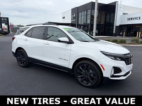 Used 2024 Chevrolet Equinox RS FWD image 1