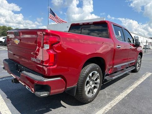 Used 2024 Chevrolet Silverado 1500 High Country w/ Technology Package AWD/4WD image 4