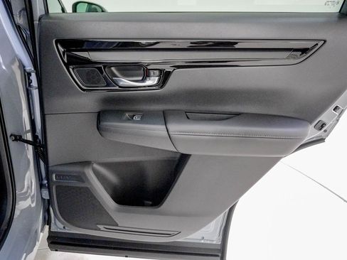 Certified 2025 Honda CR-V EX-L image 33